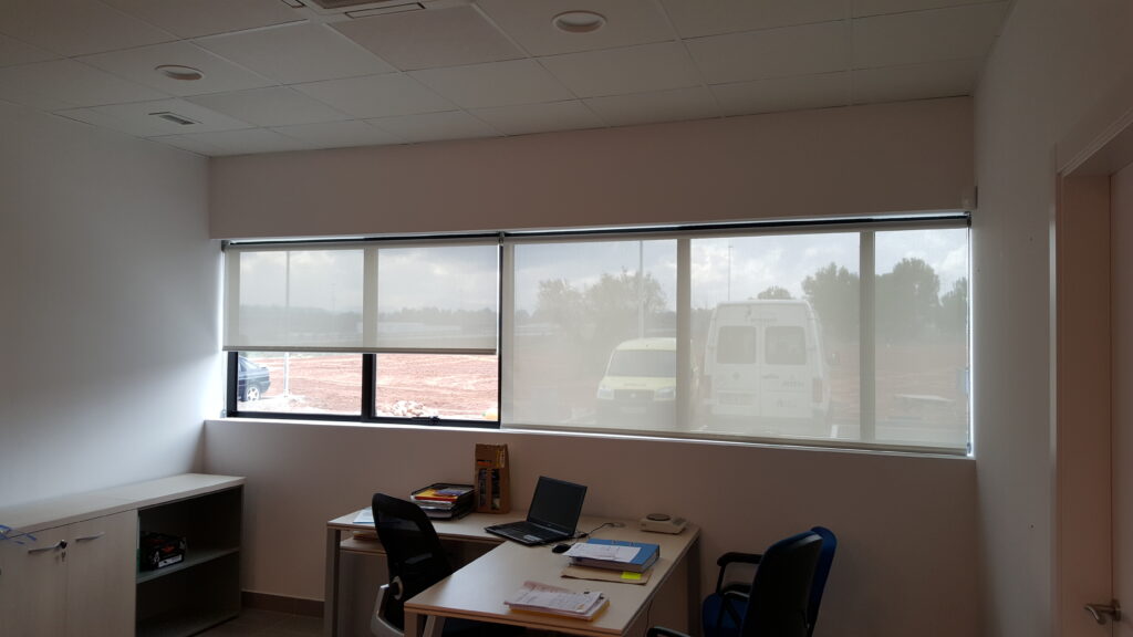 Bon Hàbit / Oficinas Nave