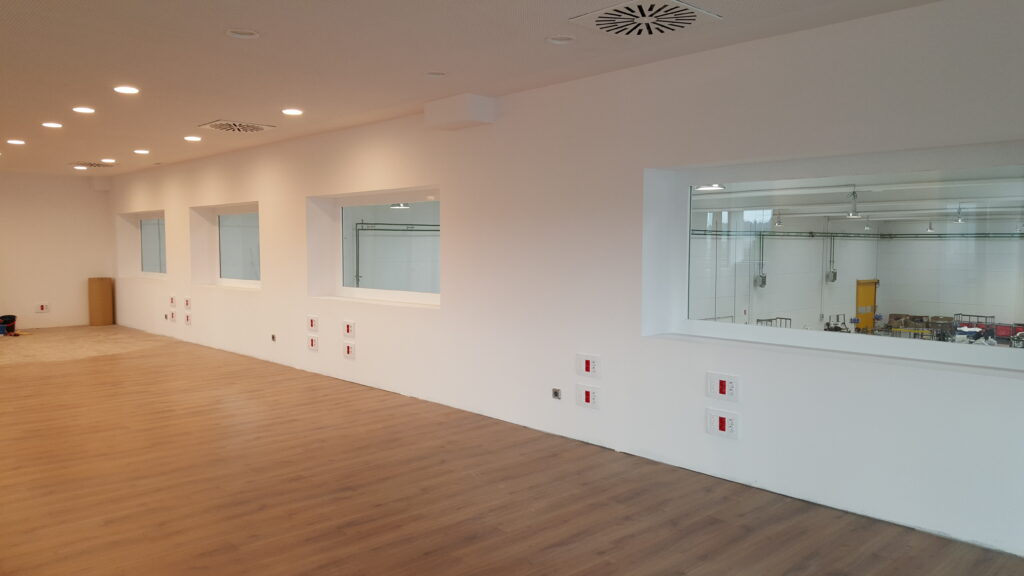 Bon Hàbit / Oficinas Nave