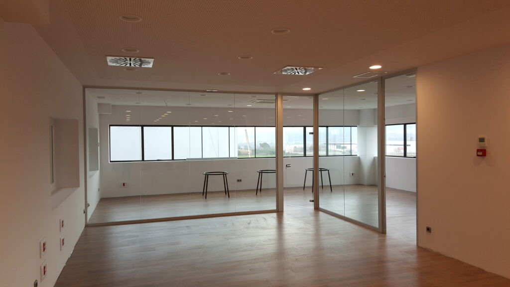 Divisiones de espacio para empresas